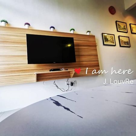 Studio Apartment Pasar Malam J.Louvre タナ・ラタ エクステリア 写真