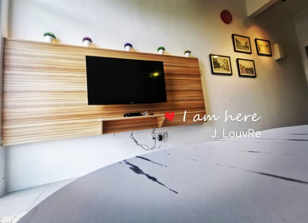 Studio Apartment Pasar Malam J.Louvre タナ・ラタ エクステリア 写真